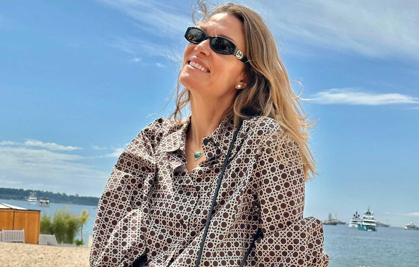 Βίκυ Καγιά: «Ως μαμά προσπαθώ πολύ, πλένω, μαγειρεύω. Όλα τα κάνω»
