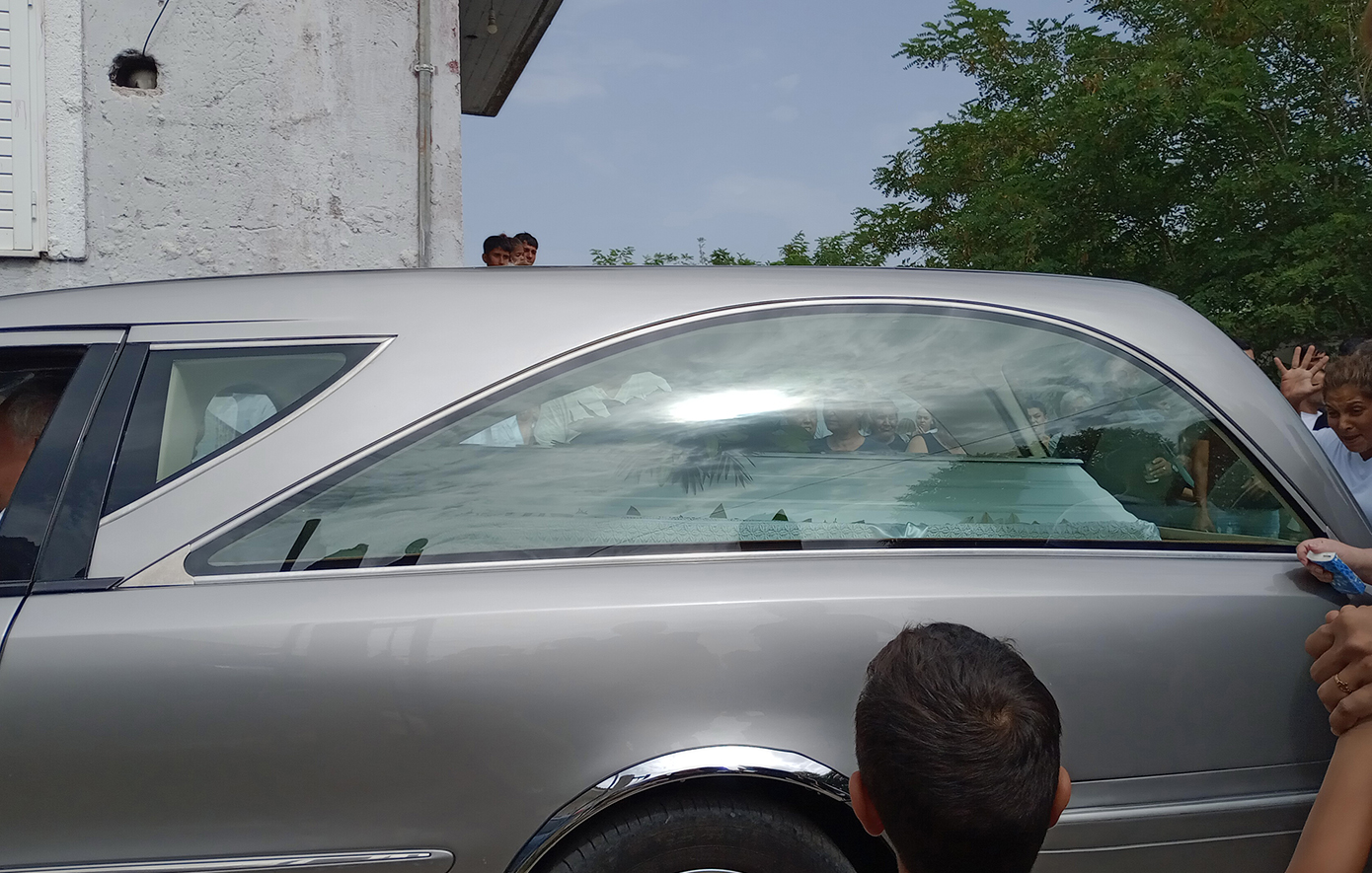 Κηδεία 11χρονης στην Ηλεία Κηδεία 11χρονης στην Ηλεία