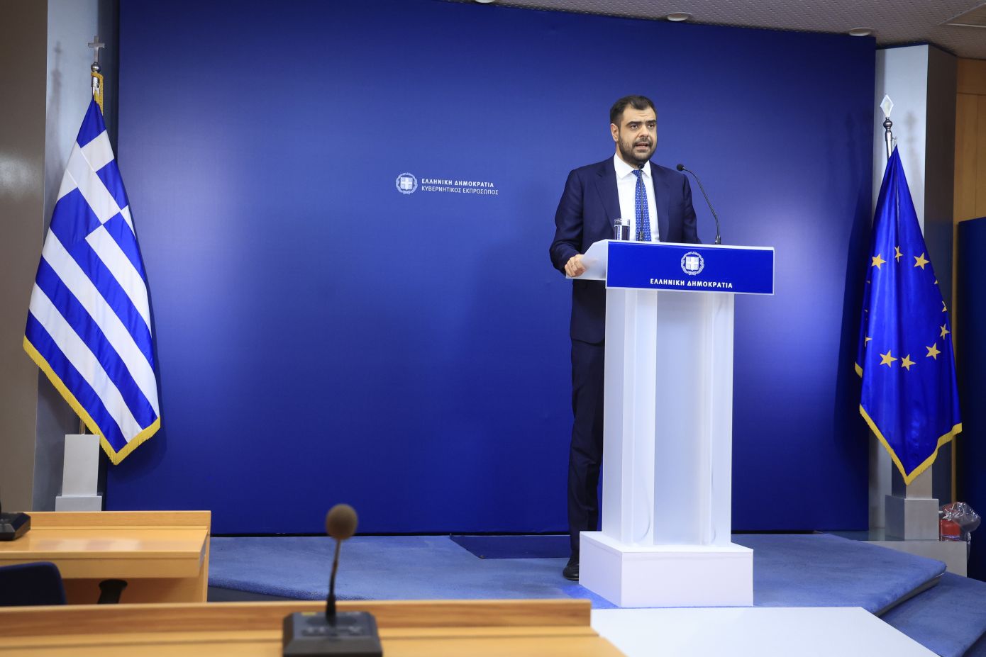 Ποια υπουργεία αλλάζουν χέρια &#8211; Κυβερνητικές πηγές για ανασχηματισμό: Ακούσαμε τους πολίτες, μήνυμα δυναμικής επανεκκίνησης