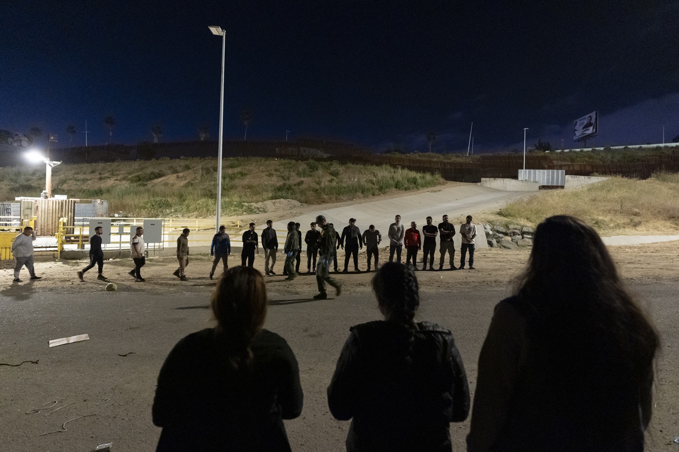 Κλείνουν τα σύνορα ΗΠΑ-Μεξικού – Ο Μπάιντεν αναστέλλει το δικαίωμα του ασύλου