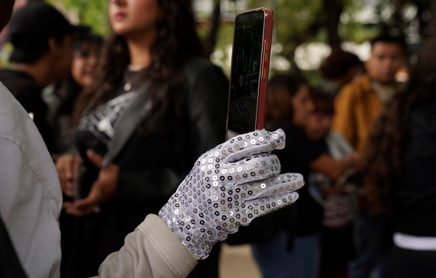 Γάντι Μάικλ Τζάκσον Γάντι Μάικλ Τζάκσον