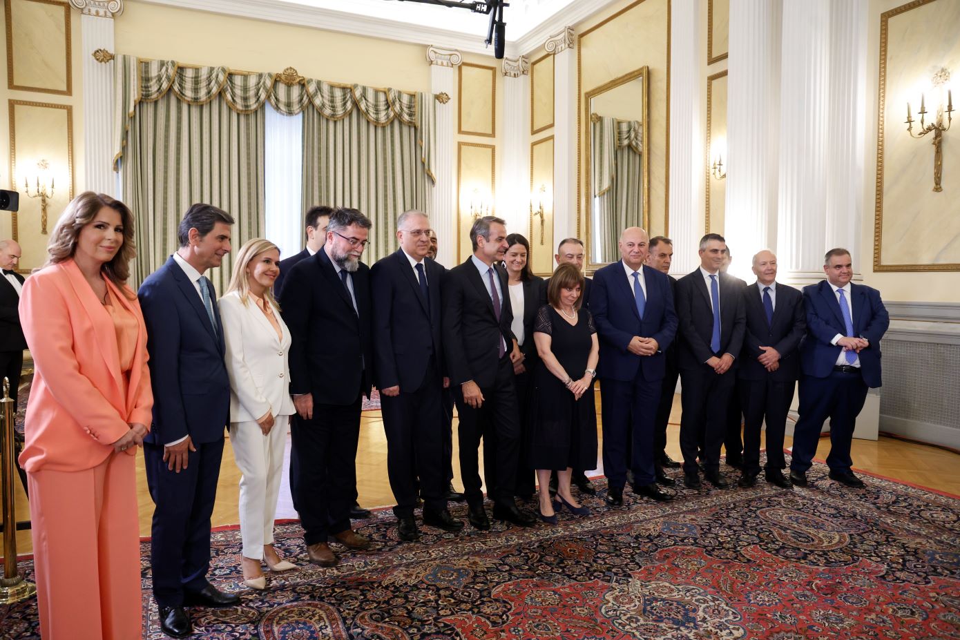 Το παρασκήνιο του ανασχηματισμού &#8211; Πότε έλαβε τις αποφάσεις του ο πρωθυπουργός &#8211; Συνεδριάζει σήμερα το υπουργικό