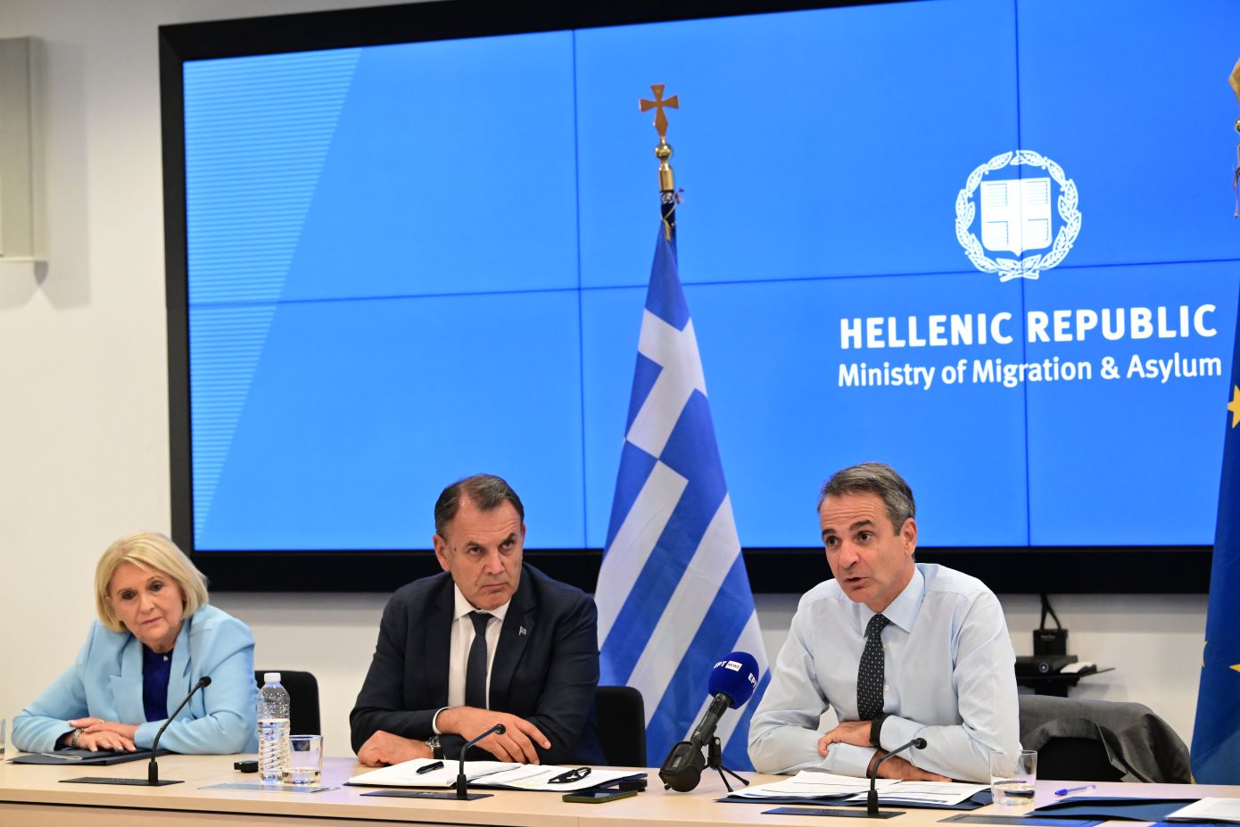 Μητσοτάκης στο Υπουργείο Μετανάστευσης και Ασύλου: Στο μεταναστευτικό το νερό έχει μπει στο αυλάκι