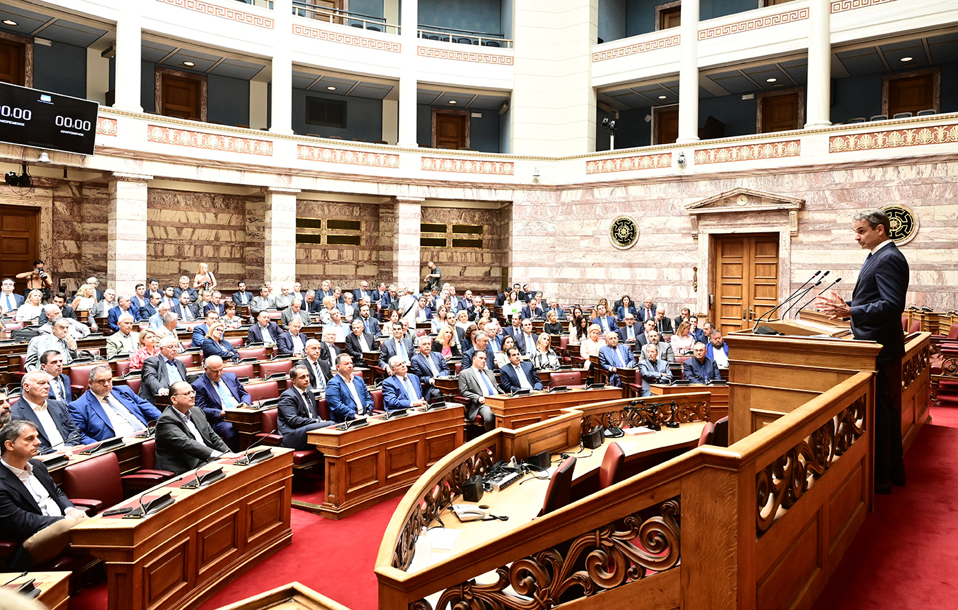 Κριτική για τον γάμο των ομόφυλων ζευγαριών στη συνεδρίαση της κοινοβουλευτικής ομάδας τη ΝΔ