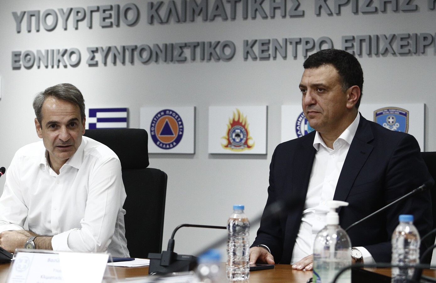 «Πρόβα» για το δύσκολο καλοκαίρι η χθεσινή φωτιά &#8211; Σε ετοιμότητα όλος ο μηχανισμός &#8211; Διαρκής ενημέρωση του Κυριάκου Μητσοτάκη