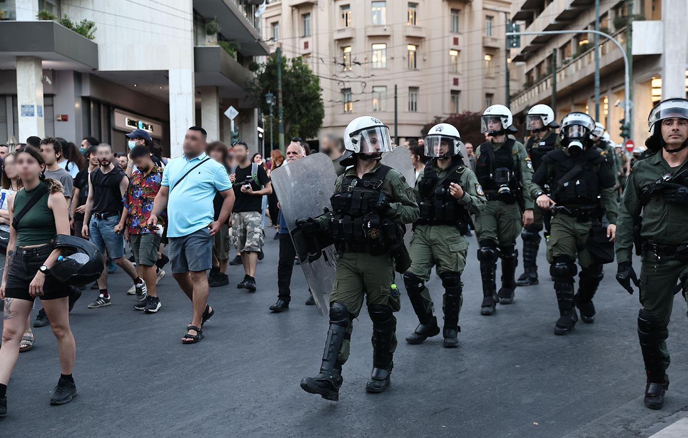 Πορεία διαμαρτυρίας στην Αθήνα για το ναυάγιο στην Πύλο Πορεία διαμαρτυρίας στην Αθήνα για το ναυάγιο στην Πύλο