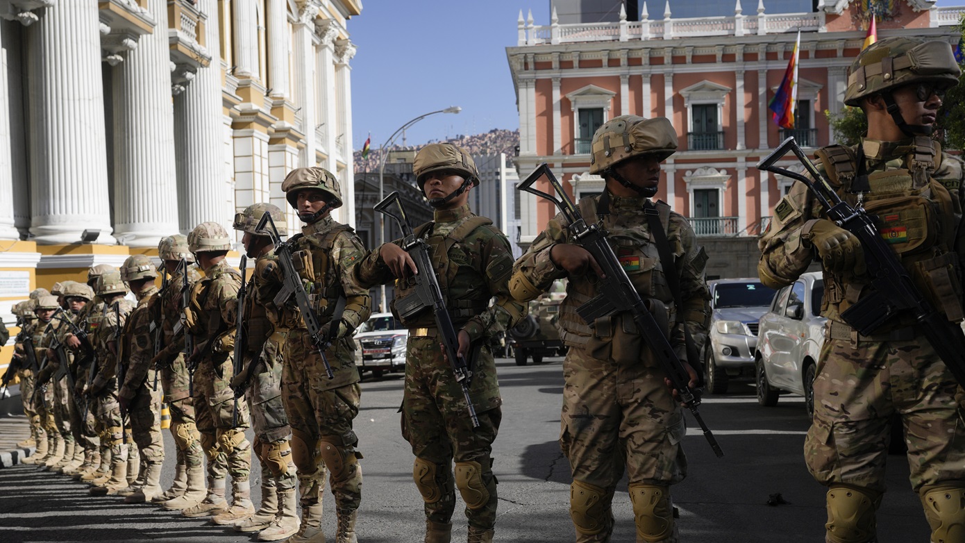 Προφυλακίζονται οι τρεις φερόμενοι ηγέτες του αποτυχημένου πραξικοπήματος στη Βολιβία