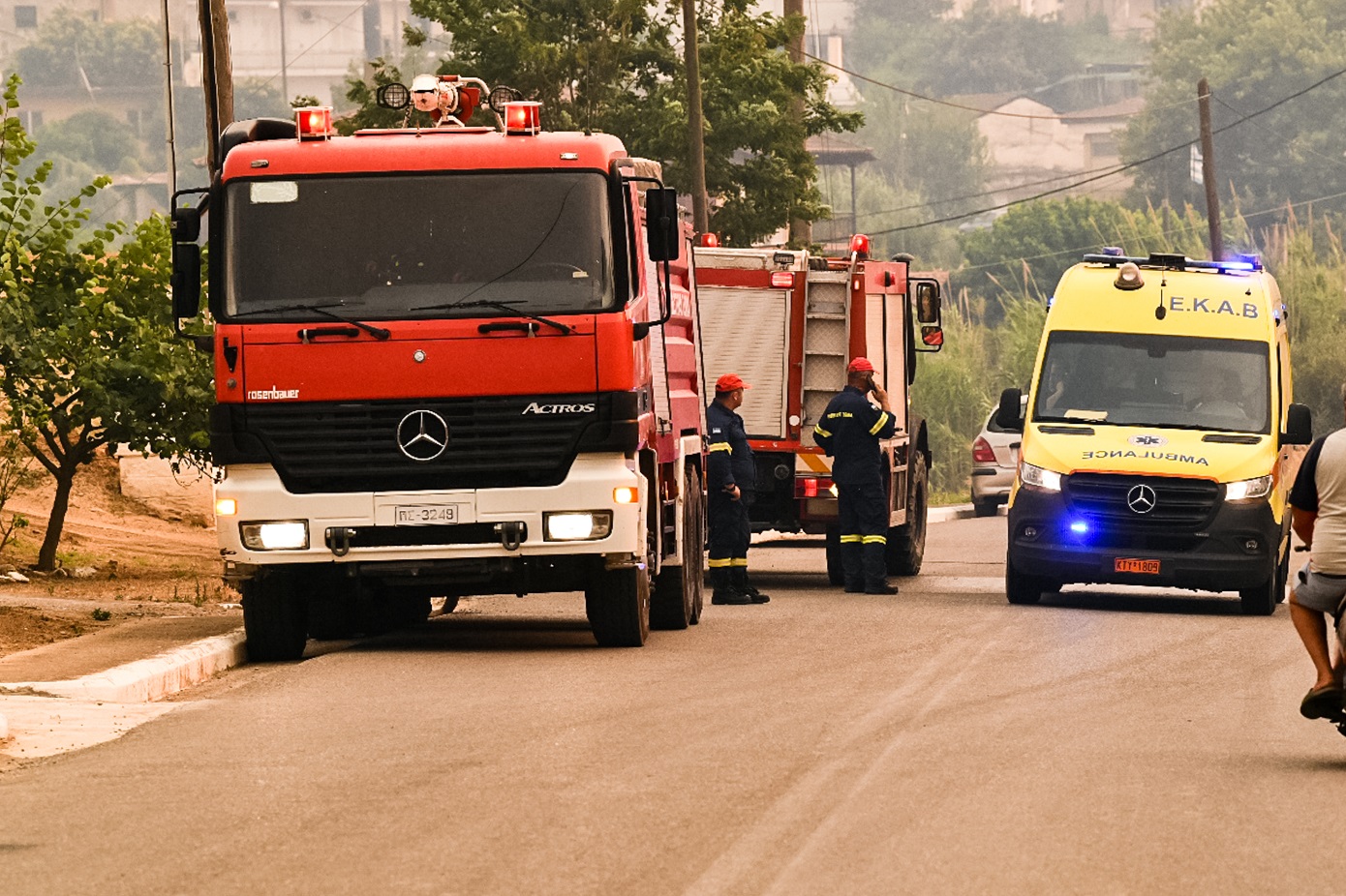 Μεγάλη φωτιά στο Πήλιο – Βρέθηκε καμένο αυτοκίνητο