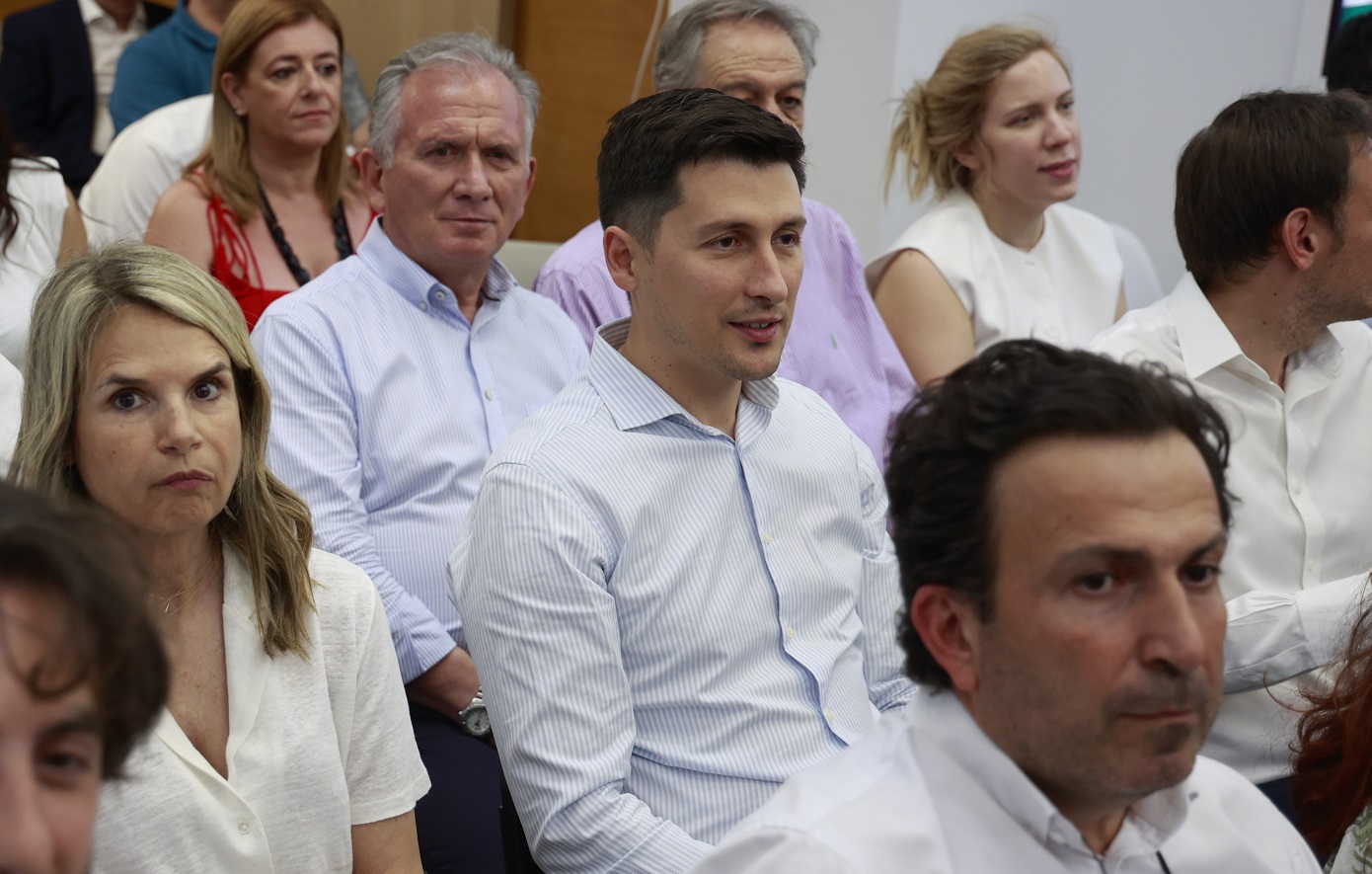 Χρηστίδης στη συνεδρίαση του ΠΑΣΟΚ: Αυτή τη στιγμή δημιουργείται στο κόμμα μια δίνη – Αν δεν είμαστε προσεκτικοί, θα μας καταπιεί