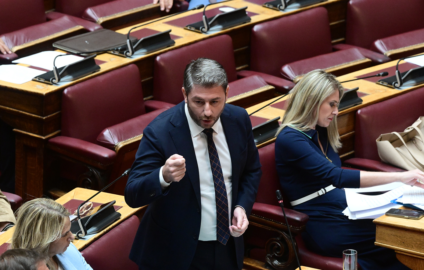 Υπόθεση υποκλοπών: Πυρά της αντιπολίτευσης εναντίον Βορίδη – Επιμένουν στην εμπλοκή του Πρωθυπουργού