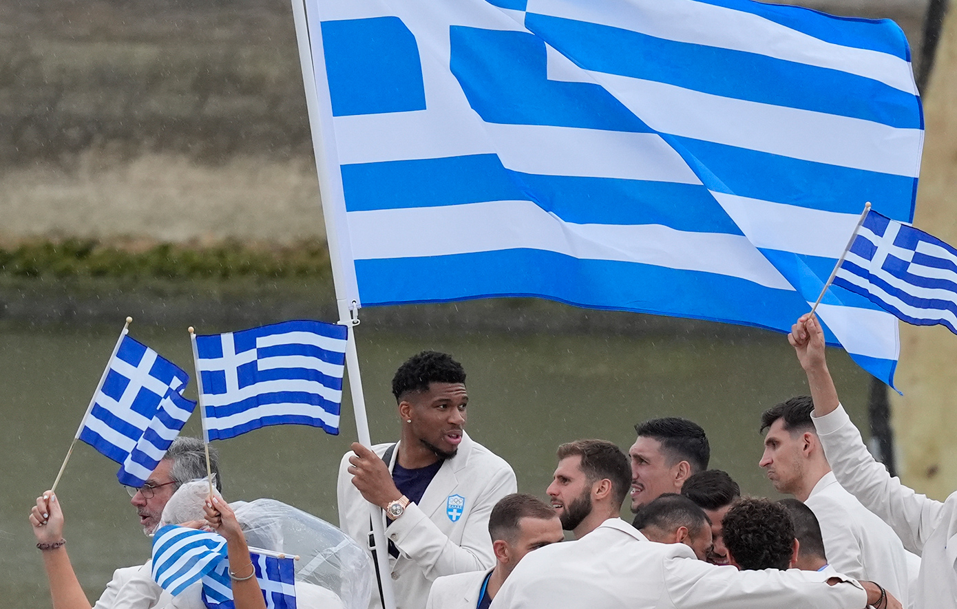 Ολυμπιακοί Αγώνες: Η ανάρτηση του Γιάννη Αντετοκούνμπο μετά την τελετή έναρξης– «Μεγάλη τιμή»