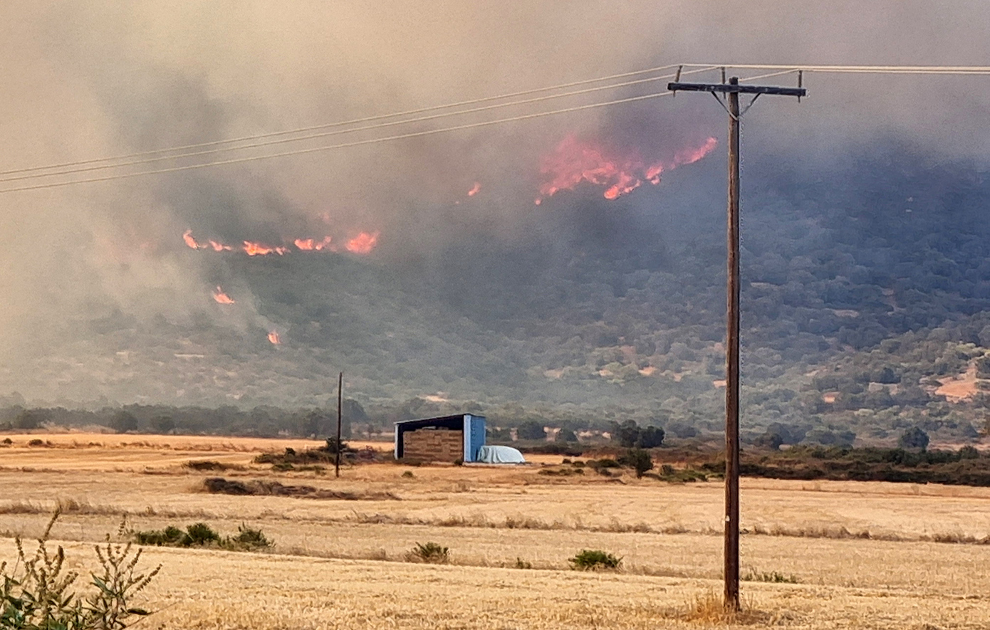 ΠΥΡΚΑΓΙΑ ΣΤΗ ΝΟΤΙΑ ΕΥΒΟΙΑ