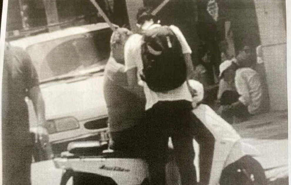 Προφυλακίστηκαν δύο μέλη του κυκλώματος εκβιαστών &#8211; Απολογούνται την Πέμπτη οι φερόμενοι ως αρχηγοί