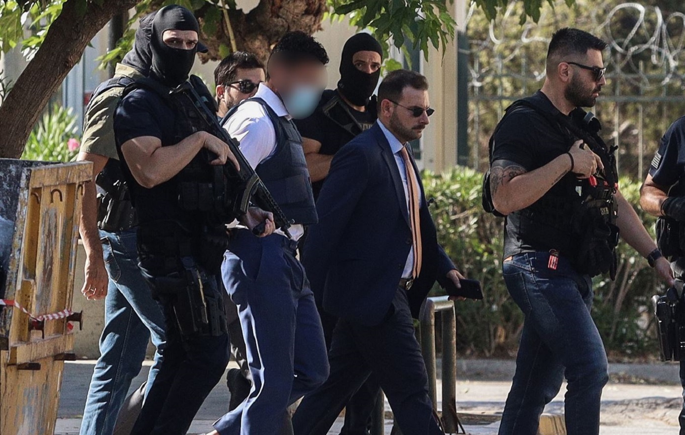 Βαρυποινίτης ο 44χρονος ύποπτος για τη δολοφονία του τοπογράφου της Μυκόνου &#8211; Βρέθηκε πυρίτιδα στα ρούχα του