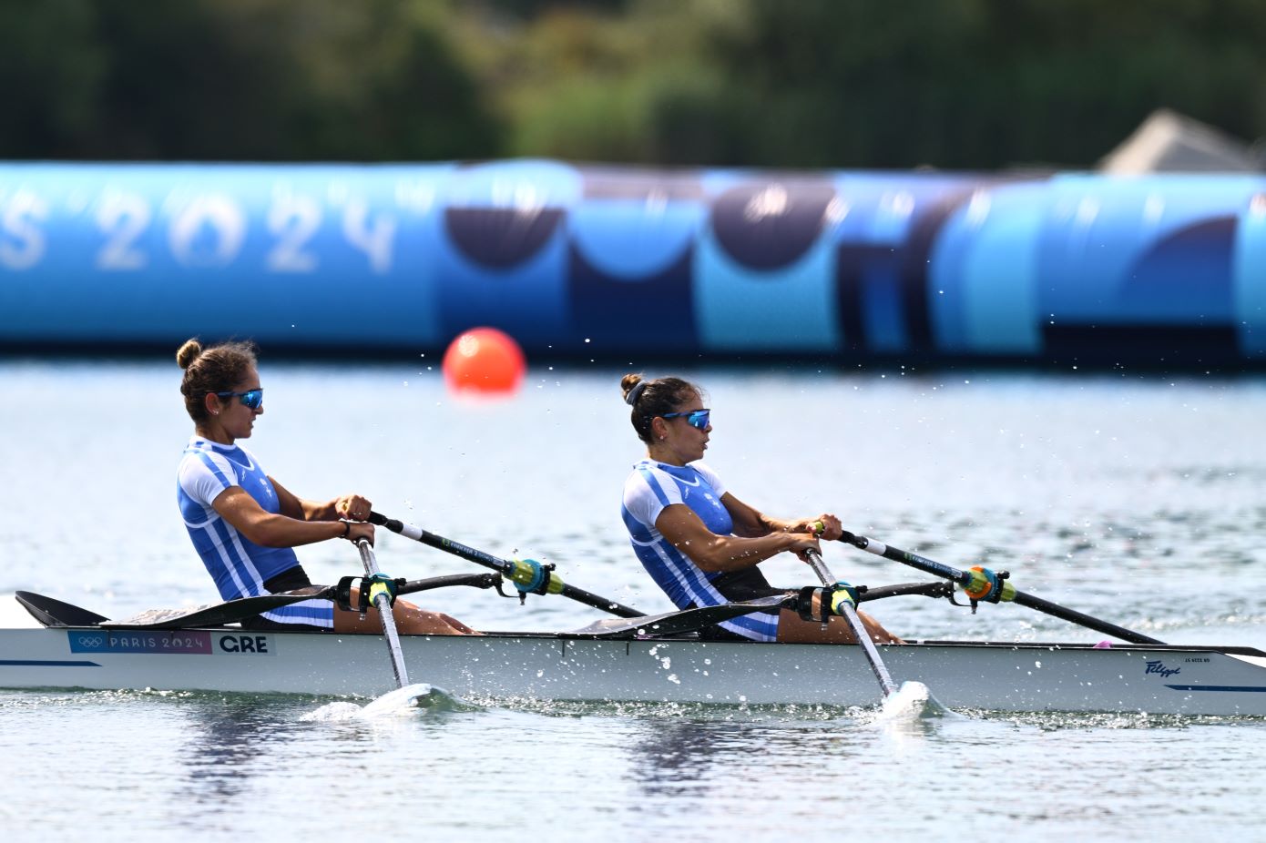 Oλυμπιακοί Αγώνες 2024: Στον ημιτελικό του διπλού σκιφ ελαφρών βαρών προκρίθηκαν οι Ζωή Φίτσιου και Μιλένα Κοντού