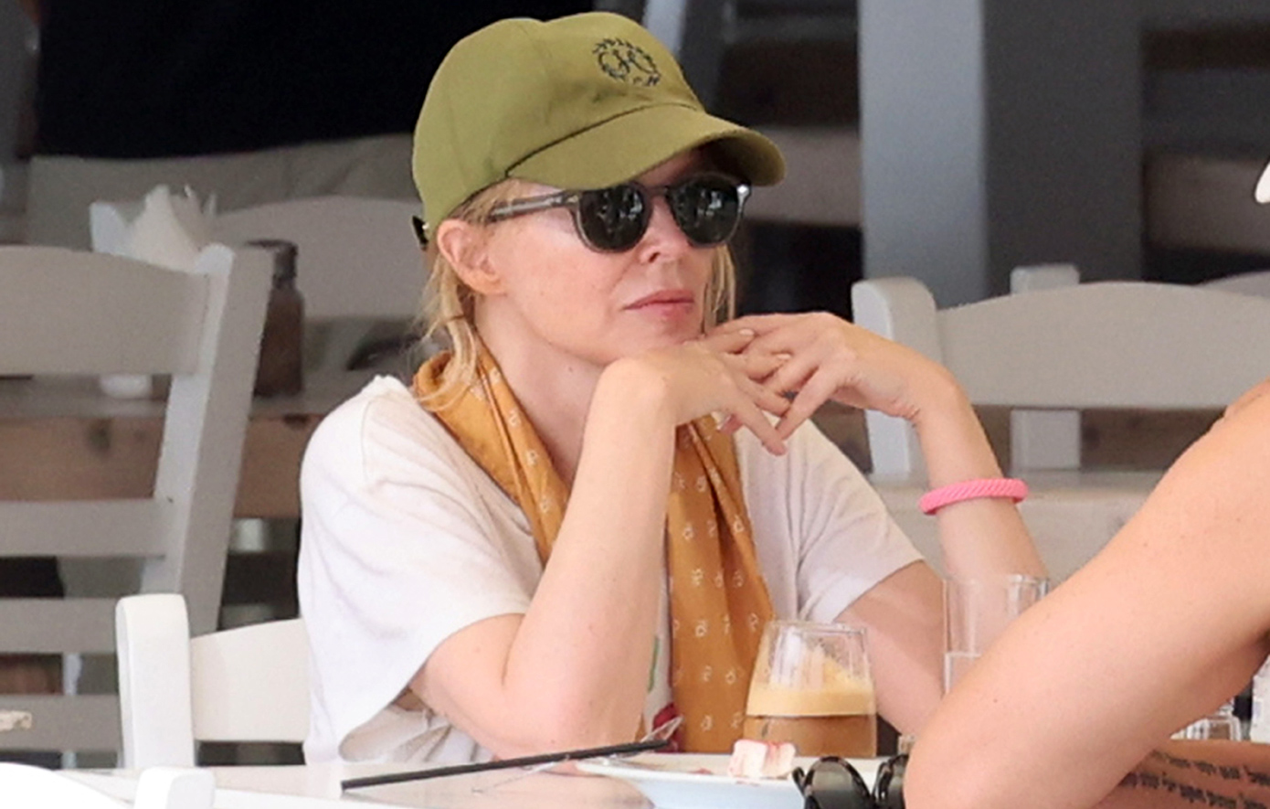 Η Kylie Minogue για τρίτη φορά στη Μύκονο