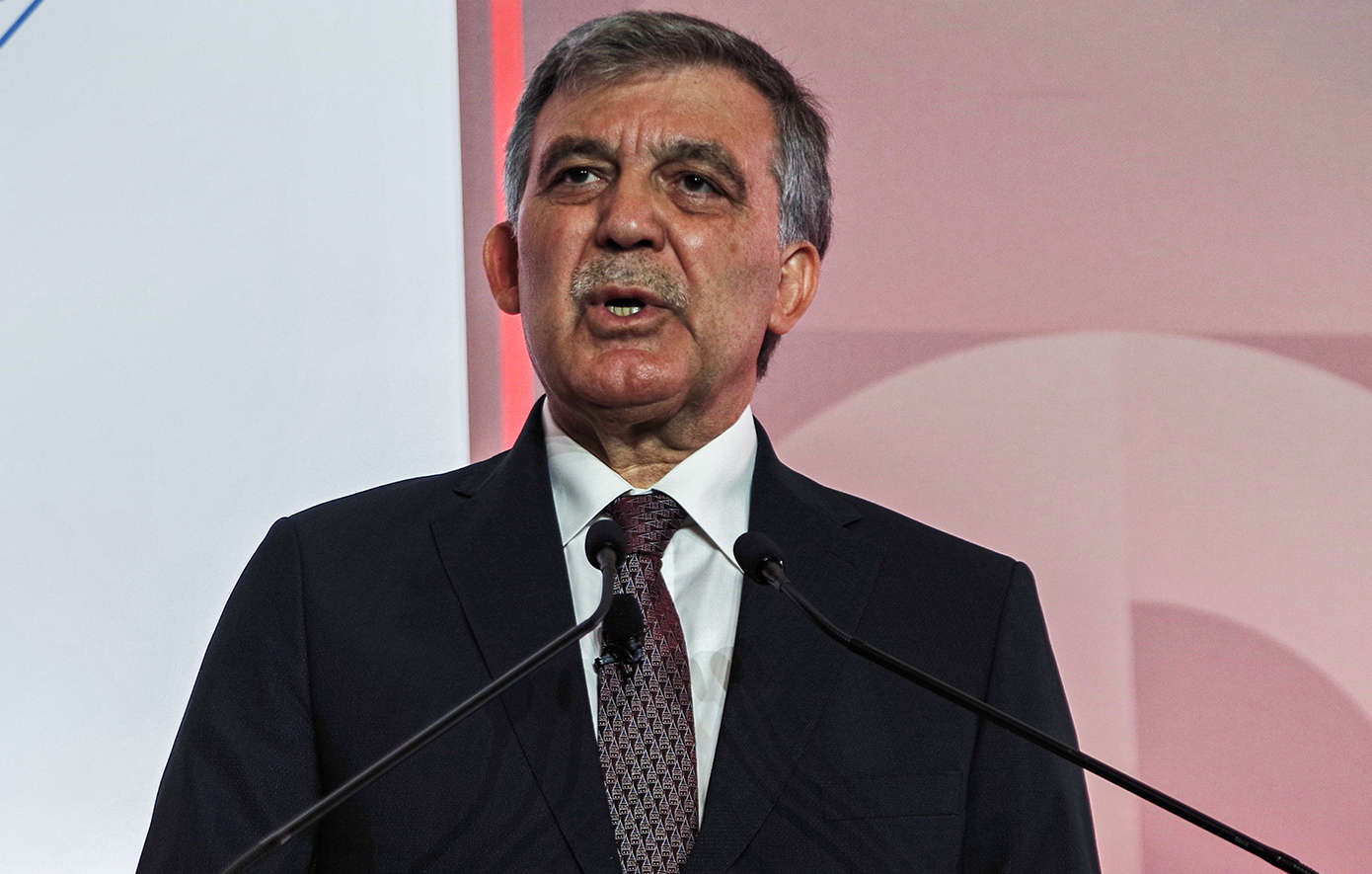 Γκιούλ για ελληνοτουρκικά: Το Αιγαίο πρέπει να είναι πηγή διαλόγου και όχι σύγκρουσης