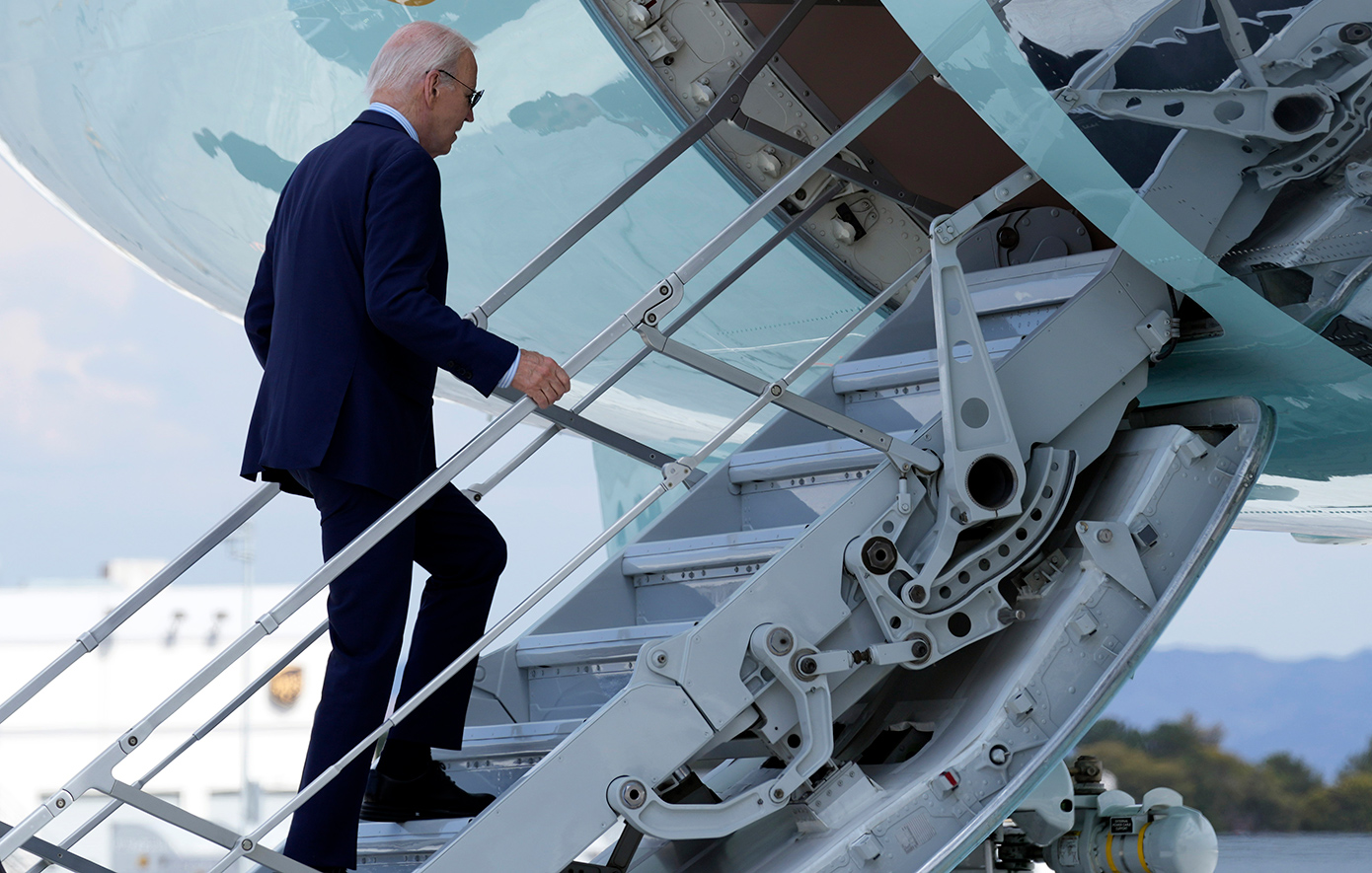 Τζο Μπάιντεν, ανατομία μιας πτώσης – Το χρονικό μέχρι την ανακοίνωση της αποχώρησης