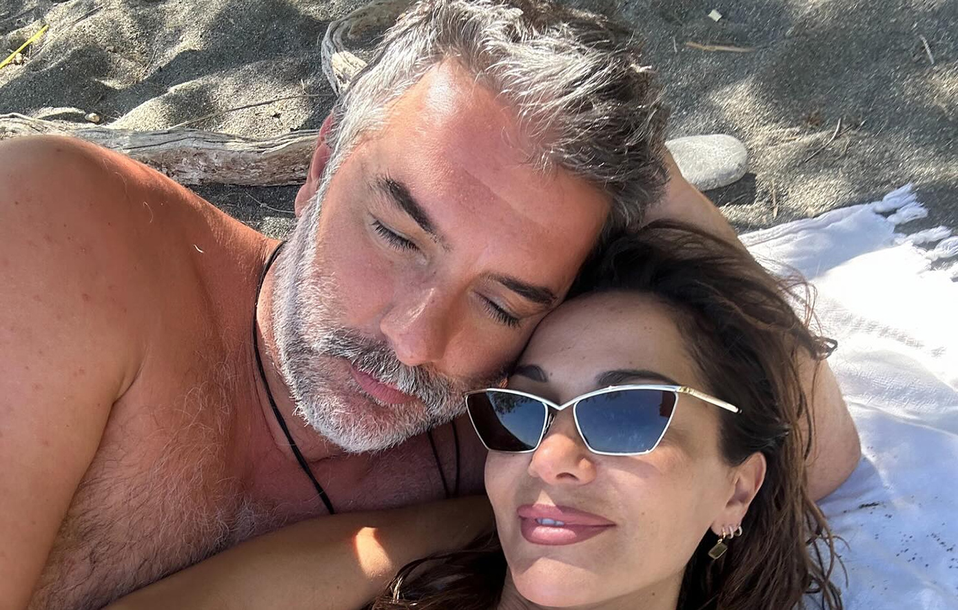 Ο Βασίλης Μπισμπίκης γράφει στο Instagram για τη Δέσποινα Βανδή: Σε αγαπώ κορίτσι μου