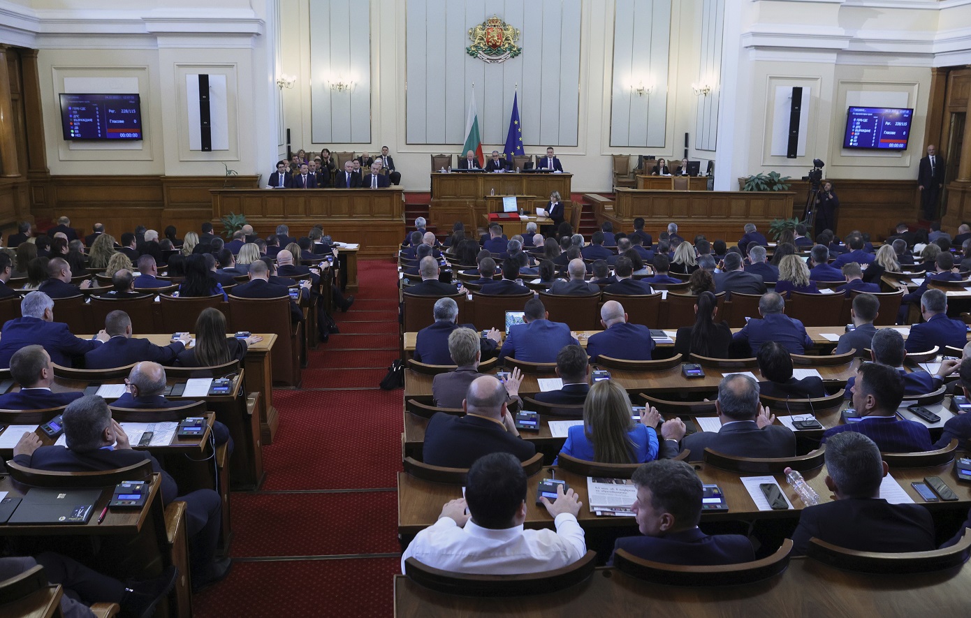 Δεν έλαβε ψήφο εμπιστοσύνης η νέα κυβέρνηση του Ρόσεν Ζελιάσκοφ – Σε πολιτικό αδιέξοδο η Βουλγαρία