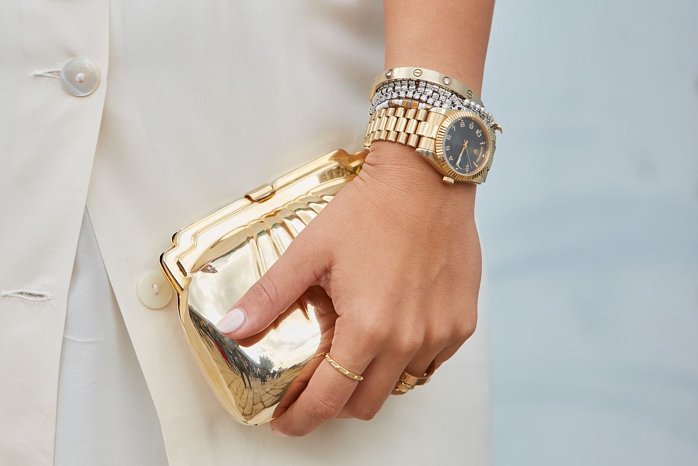 Watch layering: Πόσα ρολόγια πρέπει να φορέσετε φέτος για να είστε στη μόδα;