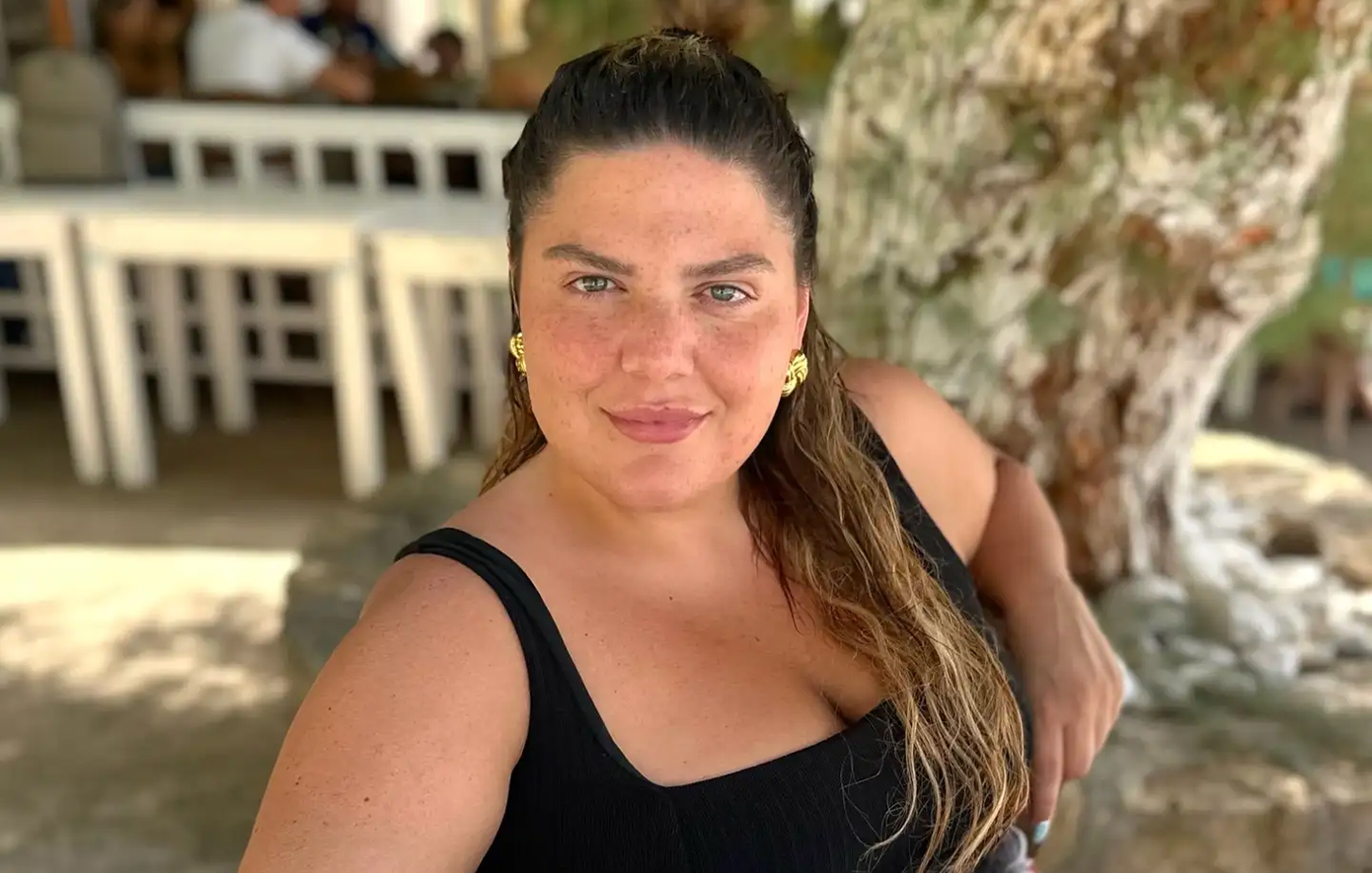 Η Δανάη Μπάρκα έκοψε καρέ τα μαλλιά της &#8211; Δείτε φωτογραφίες της