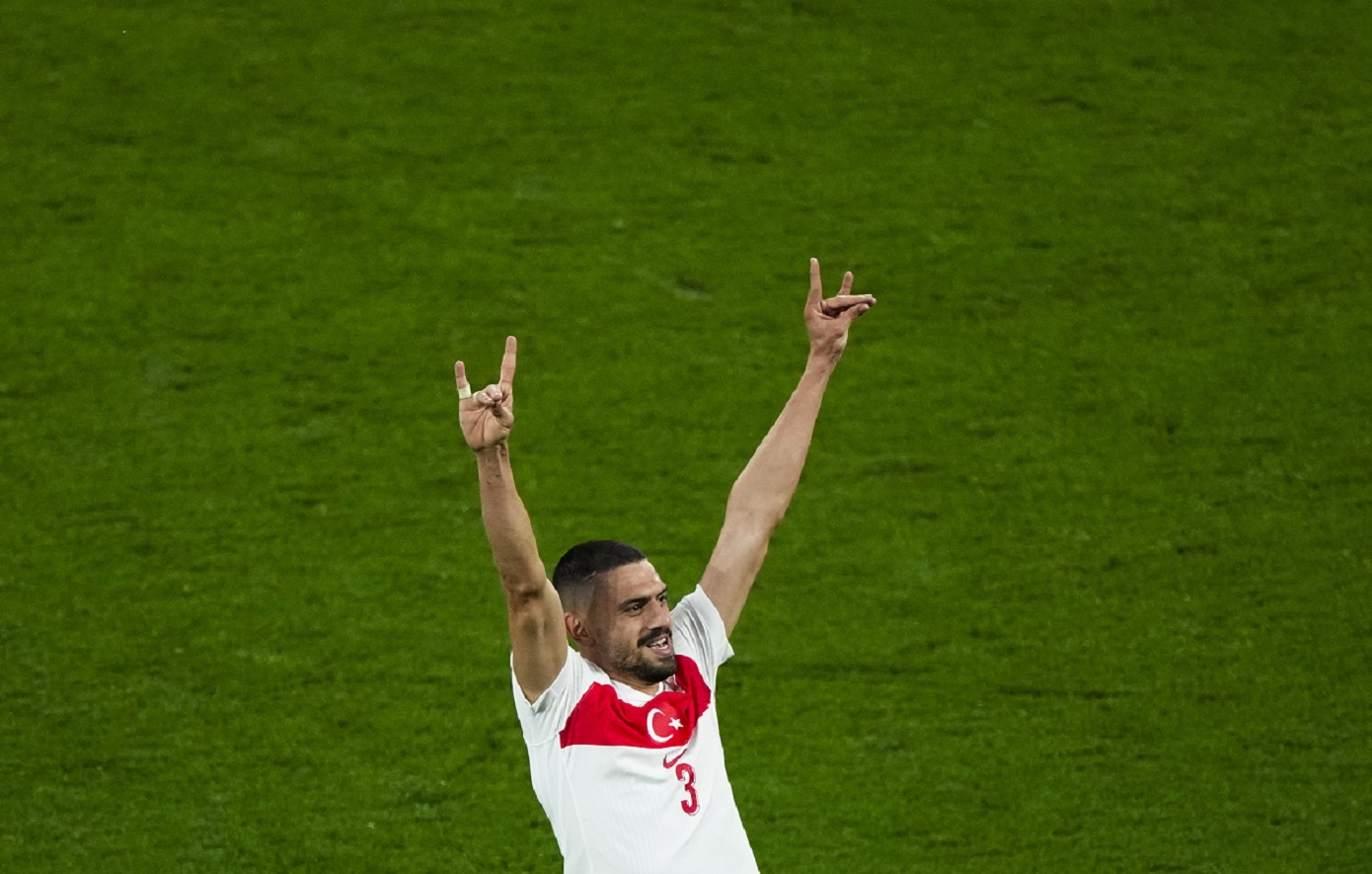 Euro 2024: Γκρίζοι Λύκοι, Μεγάλη Αλβανία και Αζόφ – Πώς τα γήπεδα της Γερμανίας μετατρέπονται σε εργαστήρι εθνικισμών
