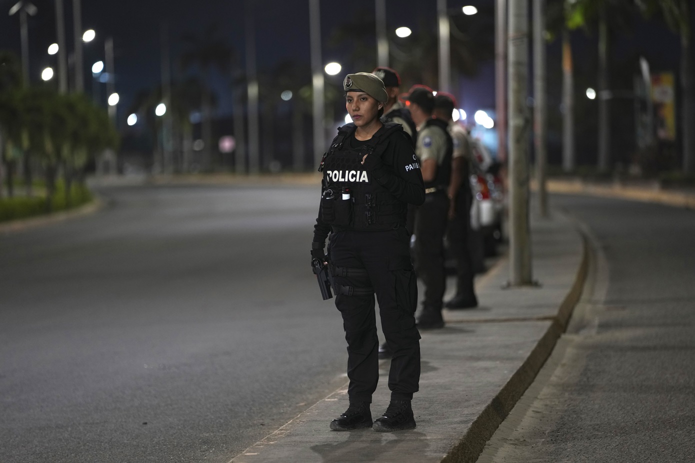 Η αστυνομία απελευθέρωσε 49 άτομα που είχαν απαχθεί από εγκληματική οργάνωση στον Ισημερινό