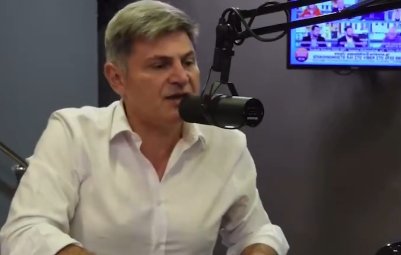 Χαμός με τη… στομφώδη τοποθέτηση Φαραντούρη περί ακροδεξιάς &#8211; «Οκ, καταλαβαίνω ότι με αυτά βγάζει το ψωμί του, αλλά αυτό παραείναι cringey»
