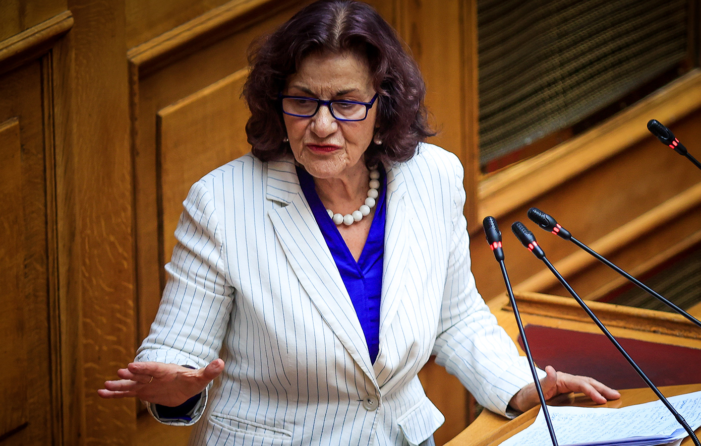 Η Θεανώ Φωτίου απαντά για το «άει στο διάολο» στην Κεφαλογιάννη: Ήταν έκφραση αγανάκτησης – Δεν αναφερόμουν στην υπουργό