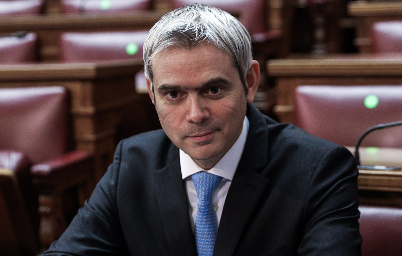 Αντίστροφη μέτρηση για τον κατώτατο μισθό σε ιδιωτικό και δημόσιο τομέα &#8211; Από 1η Απριλίου η αύξησή του