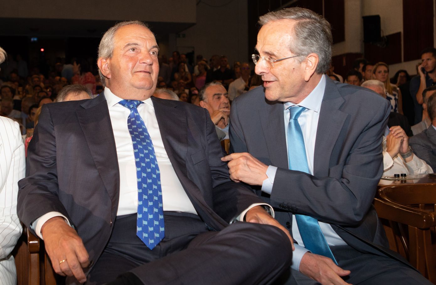 Ο Σαμαράς προτείνει Καραμανλή για Πρόεδρο Δημοκρατίας και ζητεί παραίτηση Γεραπετρίτη