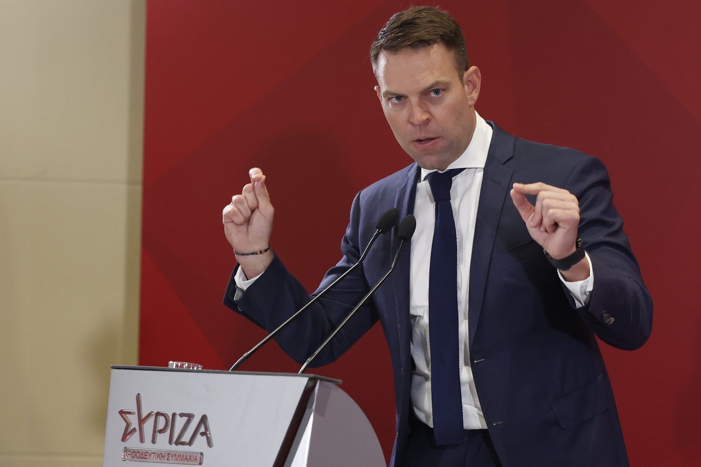 Πάρτι στο Twitter με την αλλαγή ονόματος στον ΣΥΡΙΖΑ: «Μετά τους γάμους, έπιασε τις βαφτίσεις»