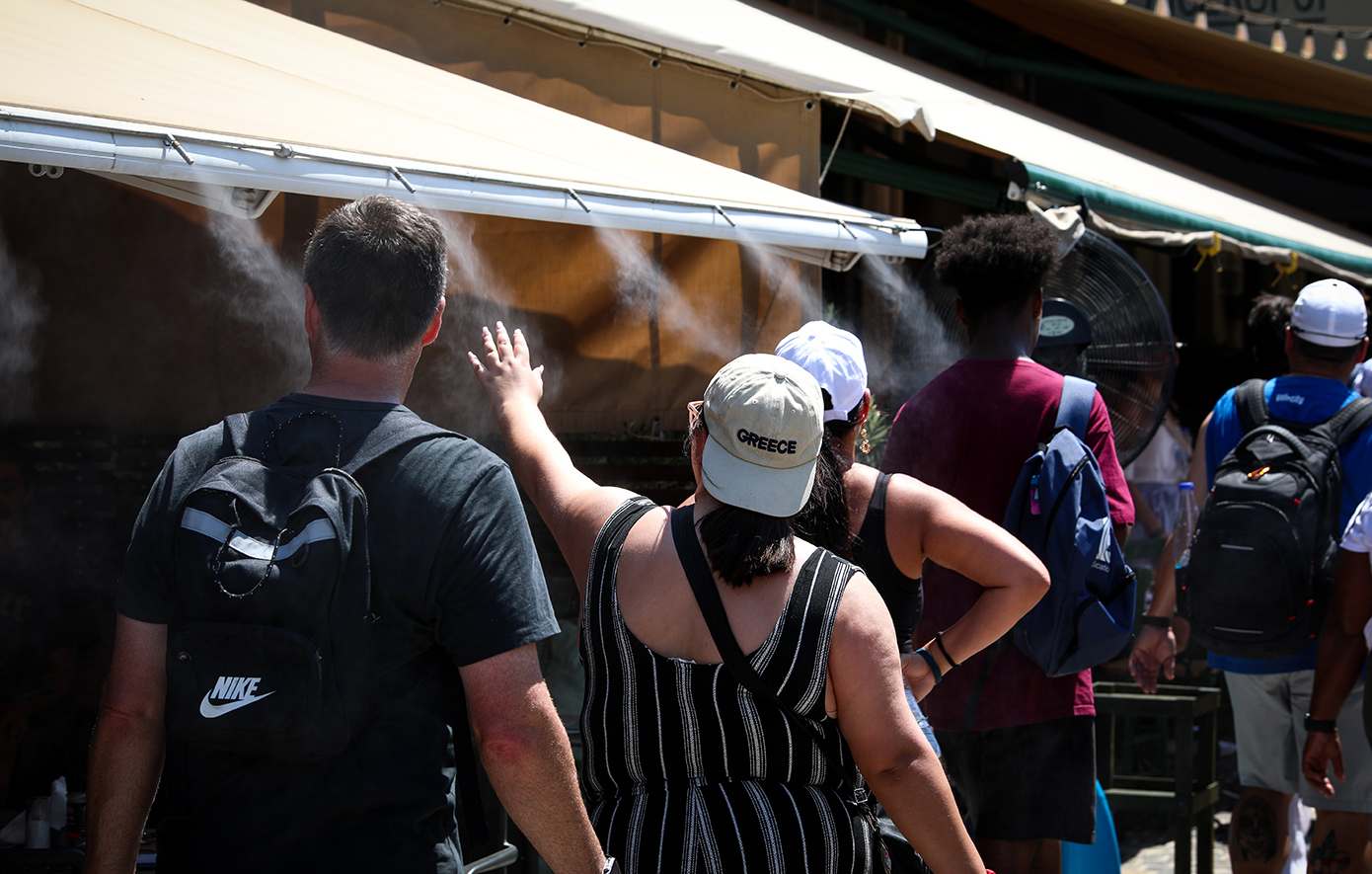Κορυφώνεται ο καύσωνας το επόμενο 48ωρο, οι περιοχές που θα δουν 43άρια – Πότε πέφτει η θερμοκρασία