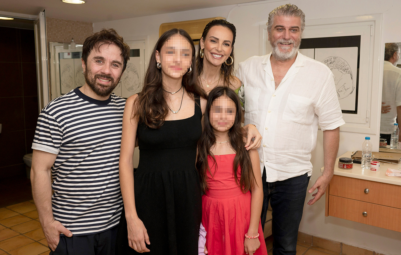 Θανάσης Τσαλταμπάσης - Αντριάνα Μάζη - Μπέττυ Μαγγίρα - Καλλινίκη Μάζη - Βλαδίμηρος Κυριακίδης