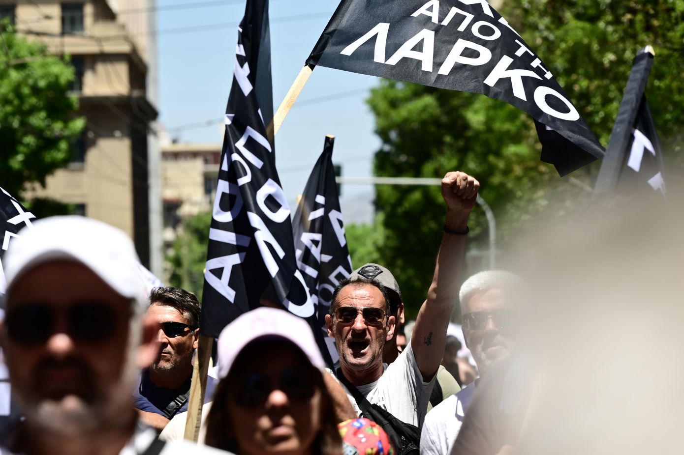 Έκλεισαν την Ε.Ο Αθηνών – Λαμίας οι εργαζόμενοι της ΛΑΡΚΟ