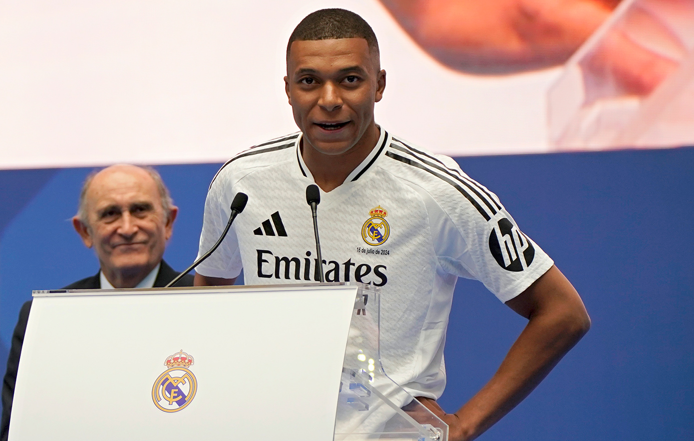 Ξεκίνησε η δικαστική μάχη Εμπαπέ-Παρί Σεν Ζερμέν &#8211; 240 εκατ. ευρώ ζητά ο Γάλλος επιθετικός, η ομάδα διεκδικεί 180 εκατ.