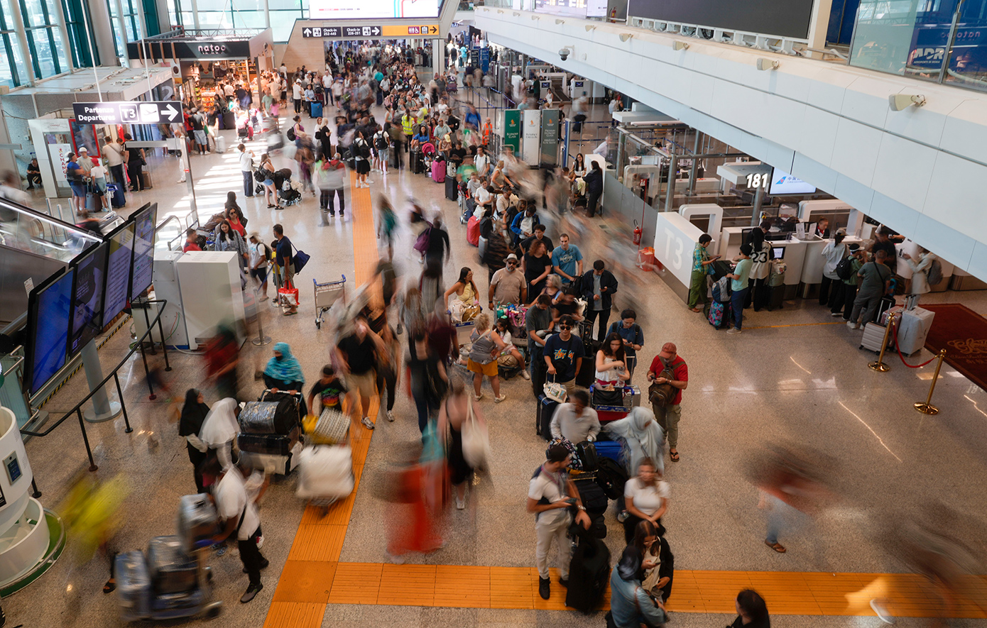 Πόσο επηρεάζει την Ελλάδα το διεθνές «ψηφιακό black out» – Τι προκάλεσε το «βραχυκύκλωμα»