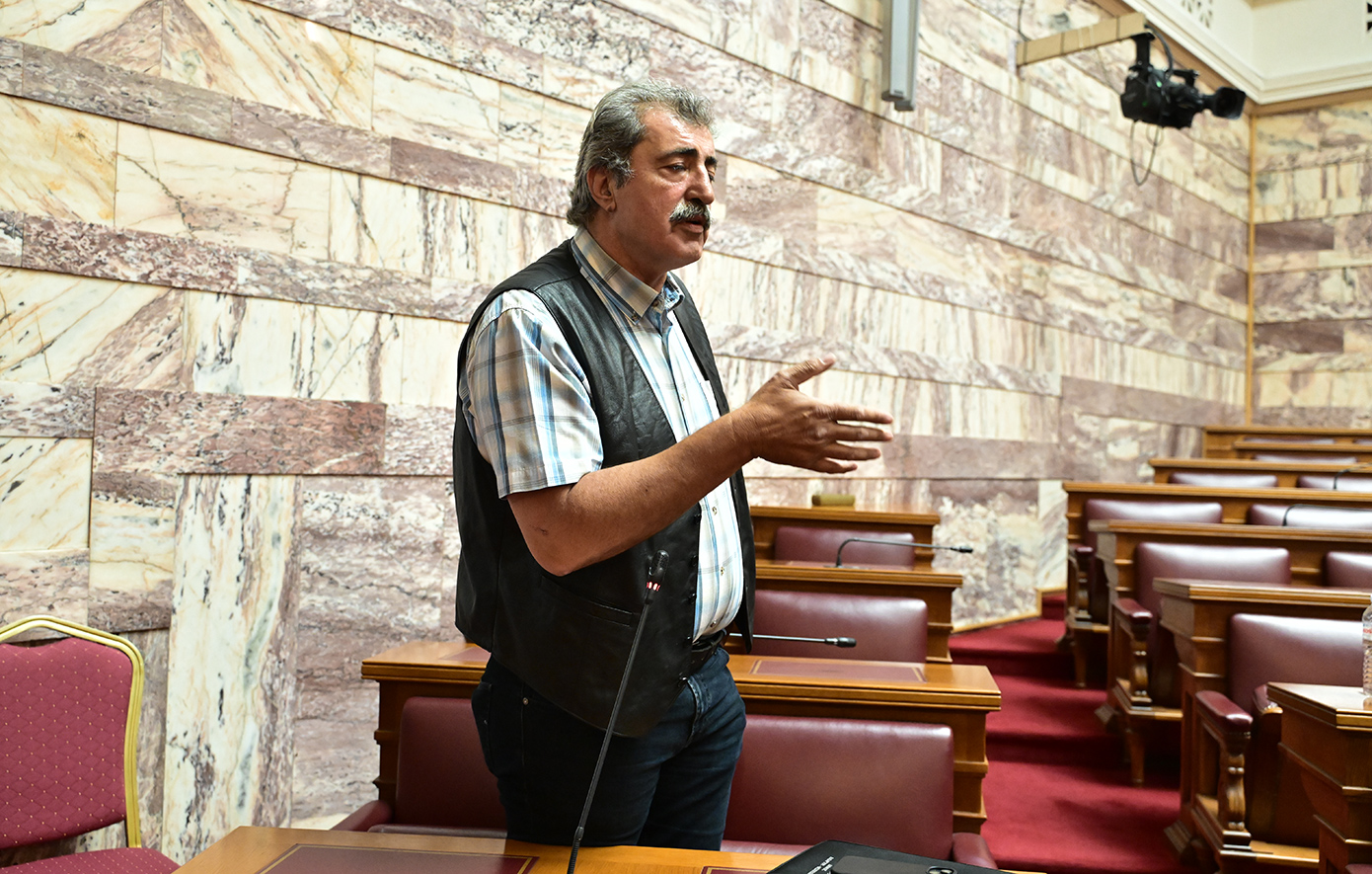 Επιμένει ο Πολάκης μετά τη διαγραφή του από την ΚΟ: Τον ΣΥΡΙΖΑ δεν τον χαρίζω σε κανέναν &#8211; Στήσιμο με ψεύτικα δάκρυα της Λινού