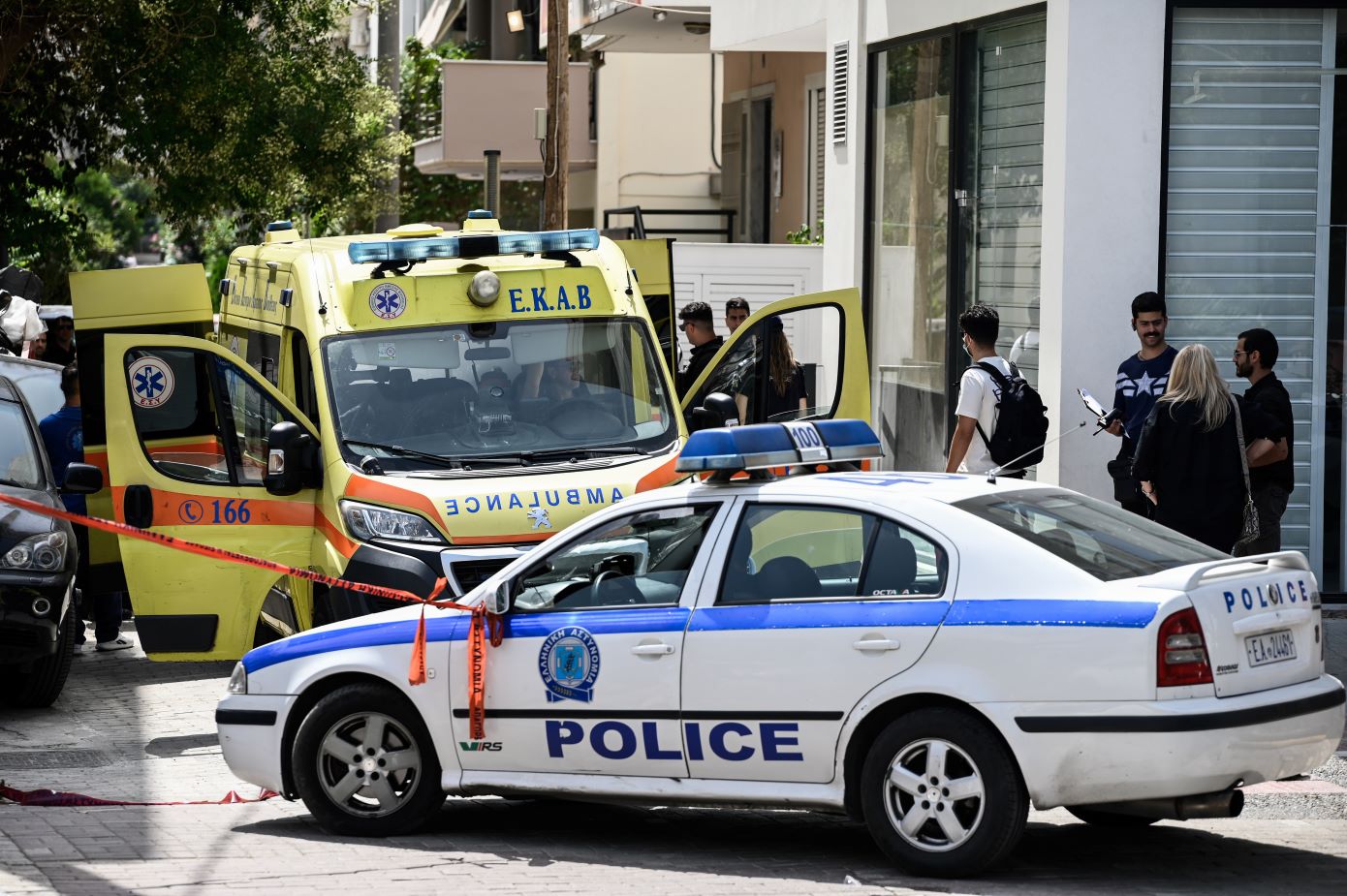 Εκτέλεση στο Ψυχικό: Τι είπαν στις Αρχές η σύζυγος και ο συνεργάτης του τοπογράφου που δολοφονήθηκε