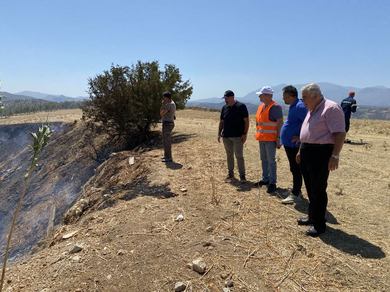 Οριοθετήθηκε η φωτιά στον Μαραθίτη του Ηρακλείου Κρήτης – Δεν κινδύνευσαν κατοικημένες περιοχές