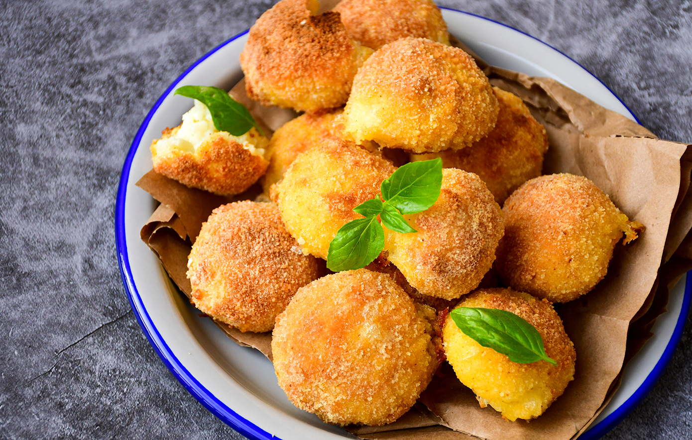 Μπάλες τυριού με παρμεζάνα