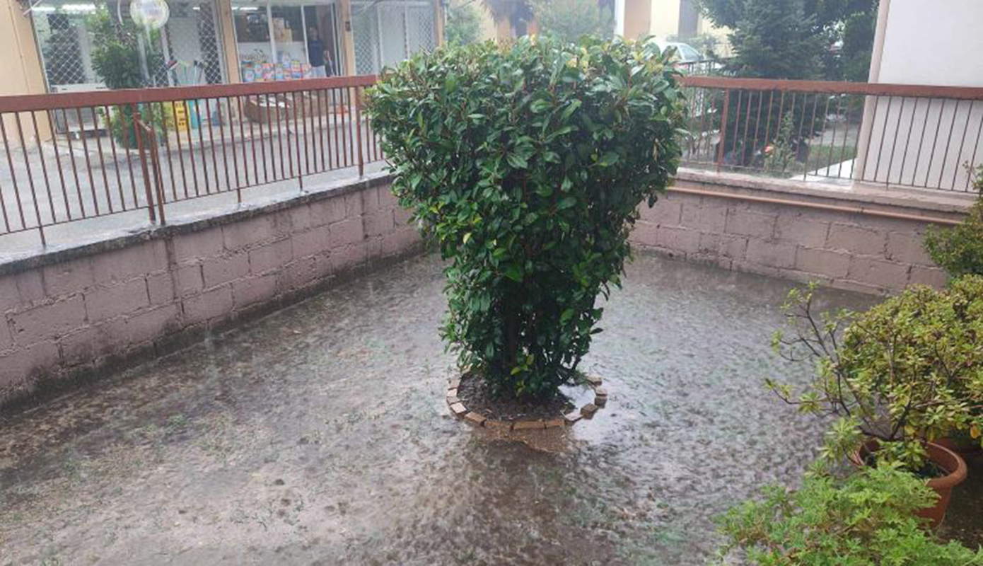 τρικαλα βροχη
