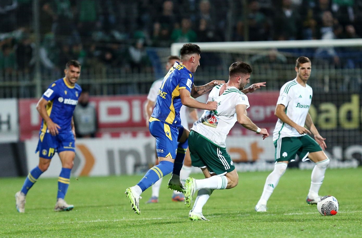 Super League: Σοβαρά τεστ για Παναθηναϊκό και ΑΕΚ κόντρα σε Αστέρα Τρίπολης και ΟΦΗ – Όλα τα σημερινα παιχνίδια