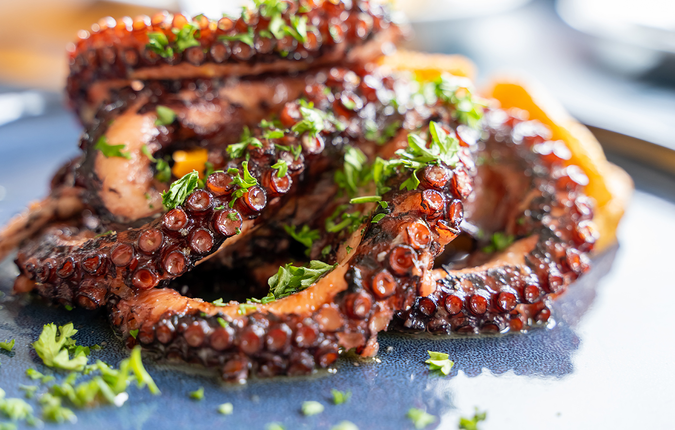 Χταπόδι ψητό με λαδολέμονο