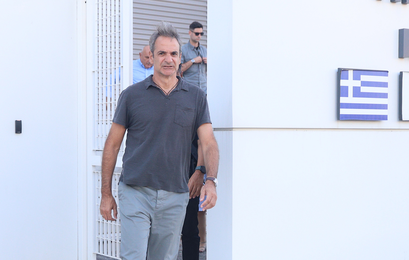 Στη Θεσσαλία ο Μητσοτάκης &#8211; Σε εξέλιξη ευρεία σύσκεψη υπό την προεδρία του στη Φαρκαδόνα
