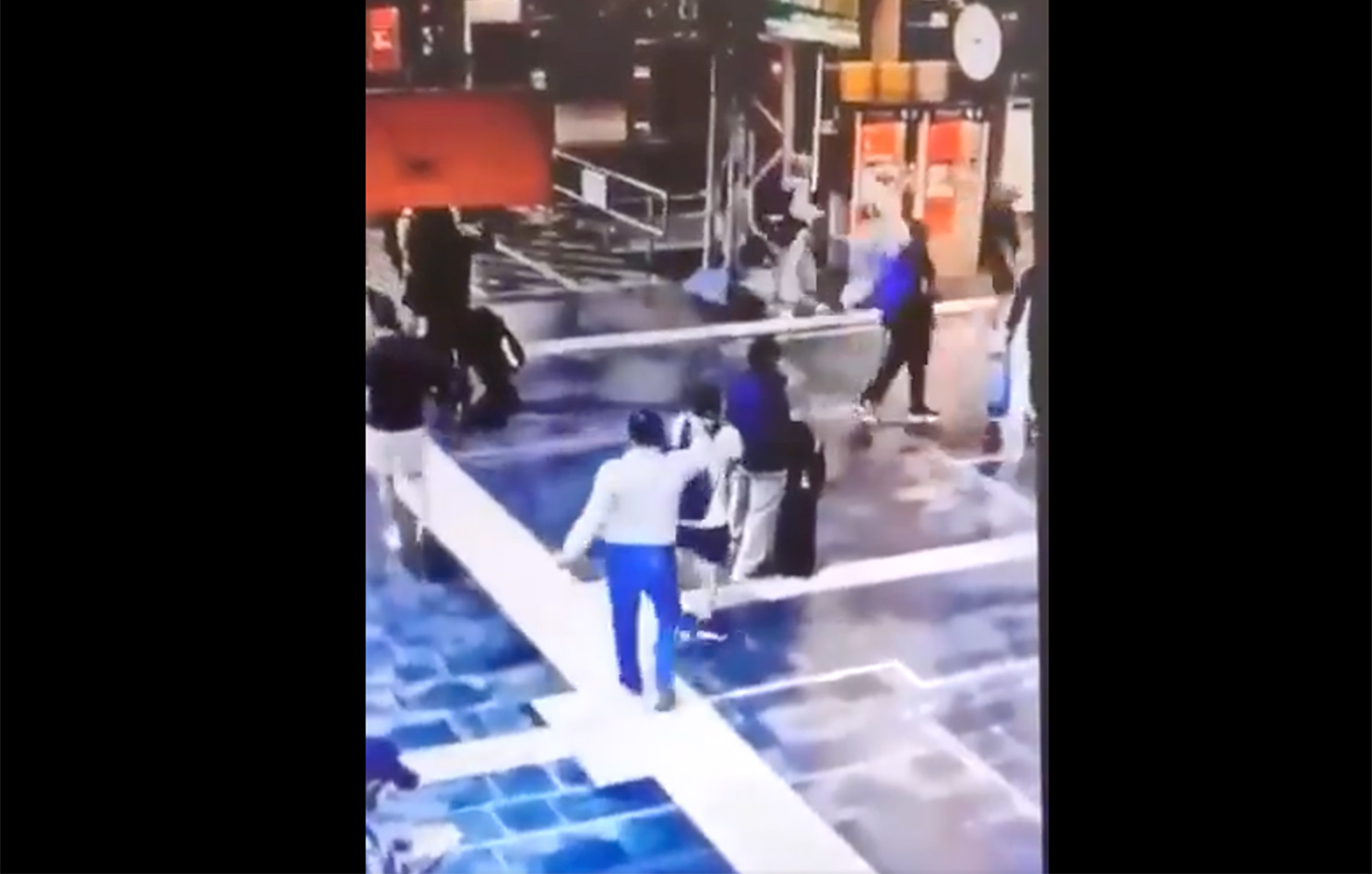 Βίντεο με την εν ψυχρώ εκτέλεση 27χρονου στον σιδηροδρομικό σταθμό της Φρανκφούρτης – Δέχτηκε και χαριστική βολή