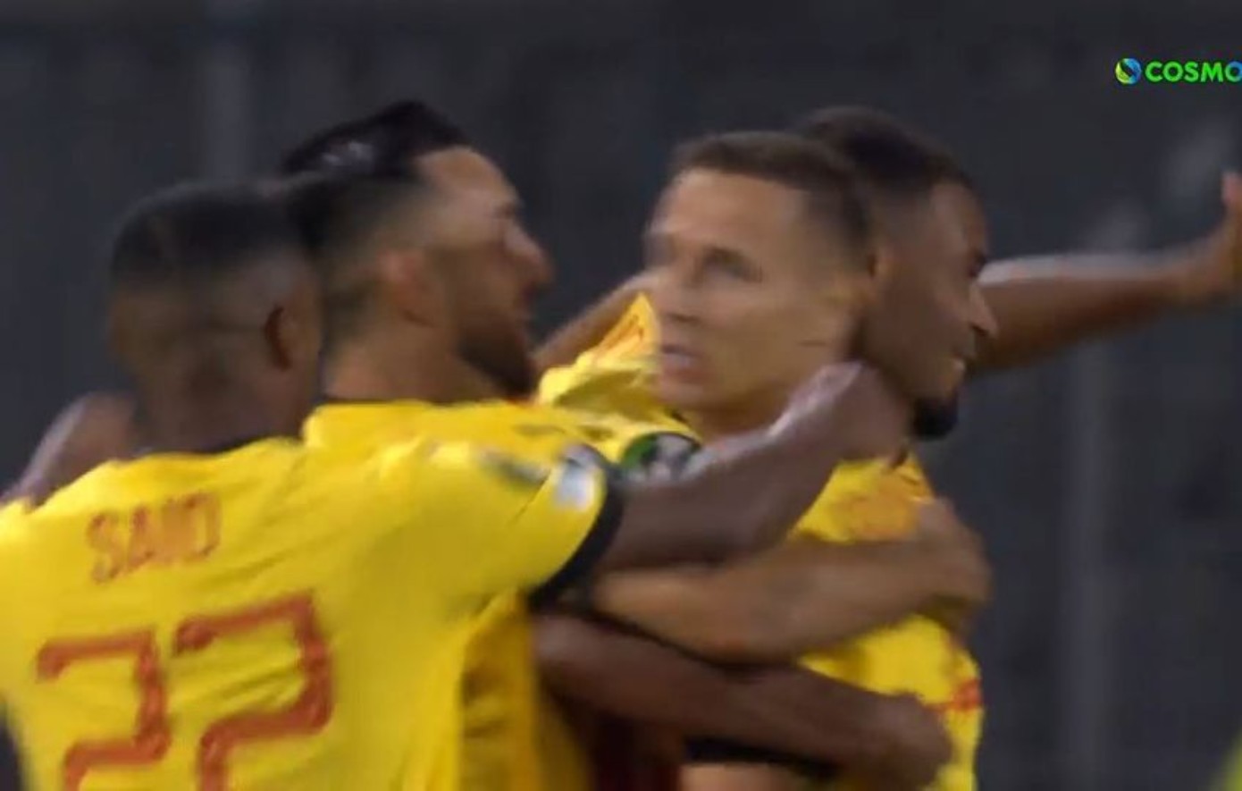 Λανς – Παναθηναϊκός: 2-0 το σκορ στο ημίχρονο – Με 10 παίκτες οι Γάλλοι