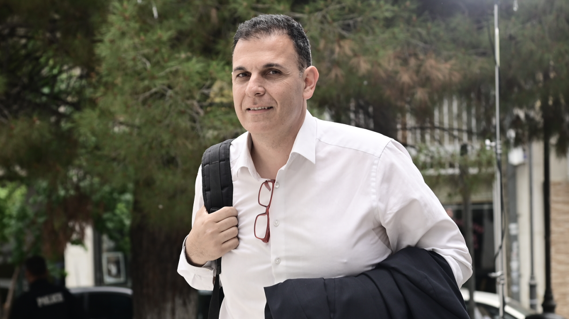 Καραμέρος: Ανακαλώ την αναφορά για τον κ. Μαρινάκη &#8211; «Να αφήσουν κατά μέρος τις απειλές οι κυβερνητικοί παράγοντες»