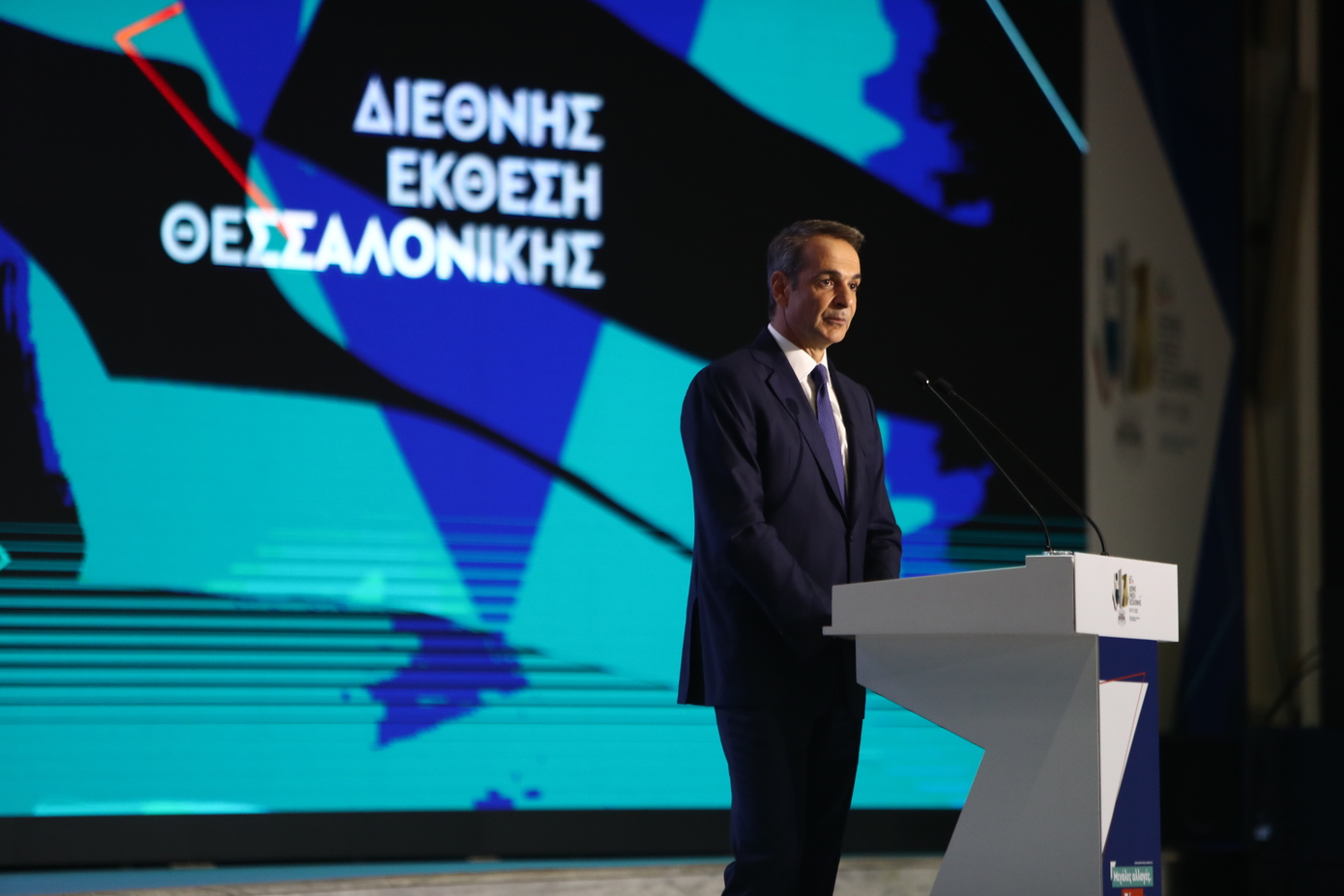 Δεκαήμερο συσκέψεων για να «κλειδώσει» το καλάθι της ΔΕΘ – Πού προσανατολίζεται το κυβερνητικό επιτελείο